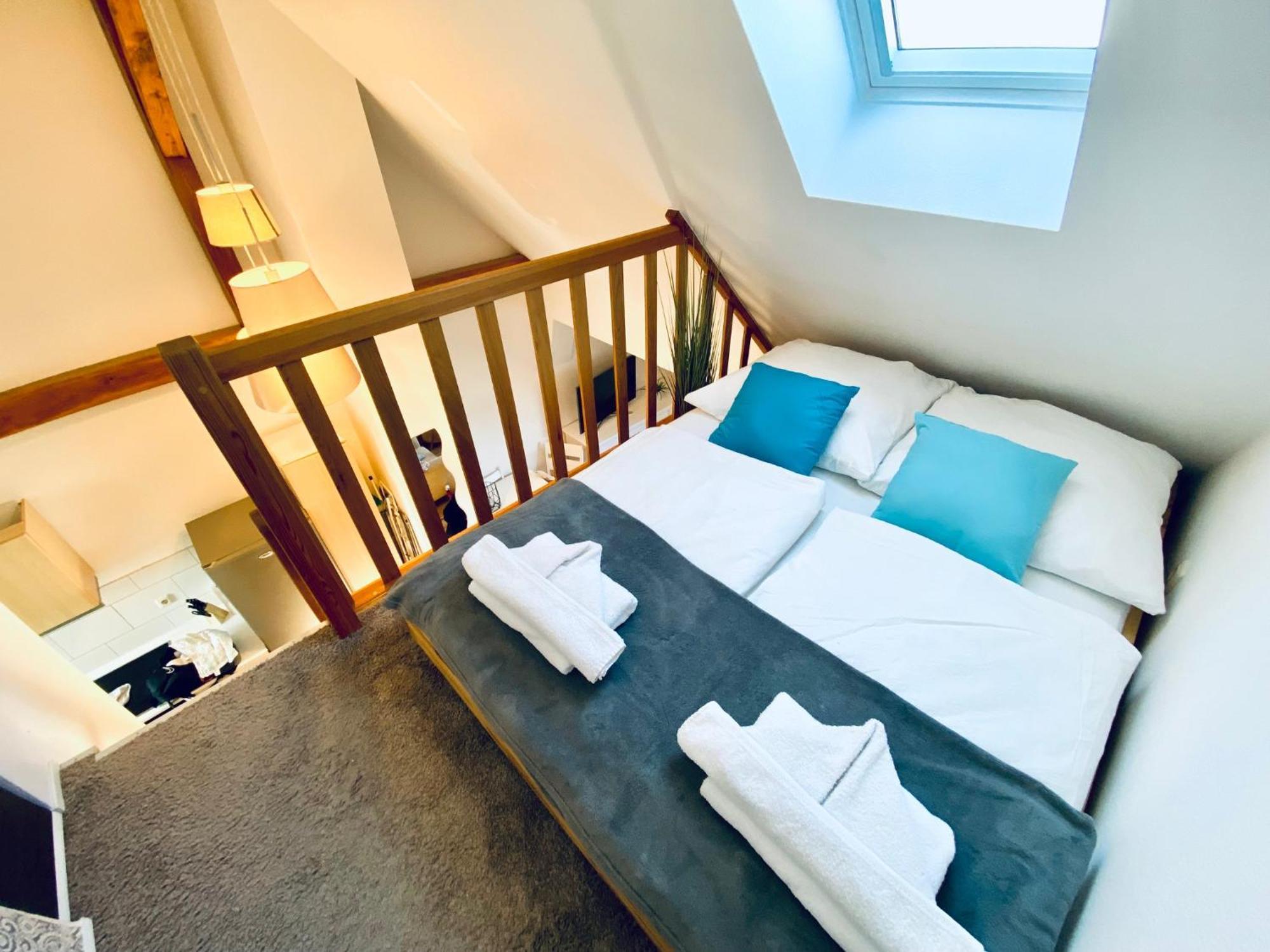 Apartment Schleusentor - Ferienwohnung Maisonette รอสต็อค ภายนอก รูปภาพ